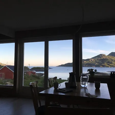 בית נופש Kvitsand Lofoten Adventure Selnes (Lofoten)