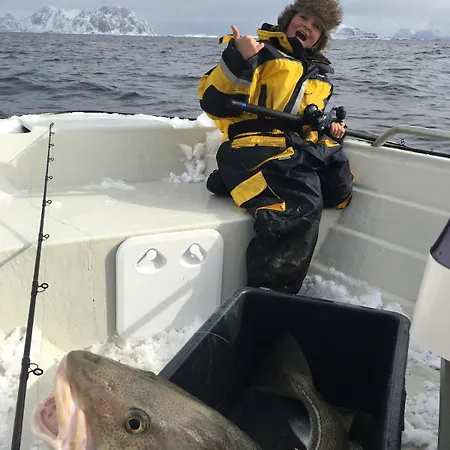 בית נופש Kvitsand Lofoten Adventure