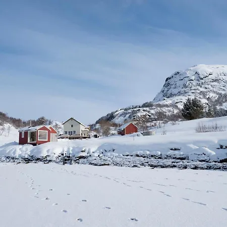 בית נופש Kvitsand Lofoten Adventure *