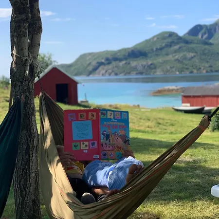 Kvitsand Lofoten Adventure בית נופש *